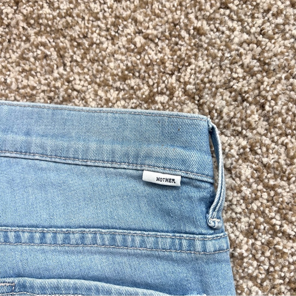 Mother The Insider Crop Step Fray in Hold my Hand Light Wash Size 26 - Picture 16 of 16